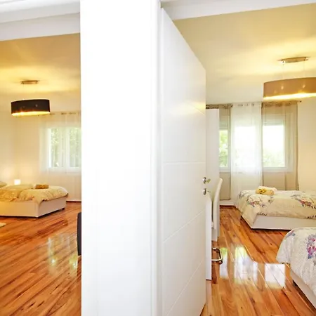 Symphony Veranda: Modern, New Apartman Split