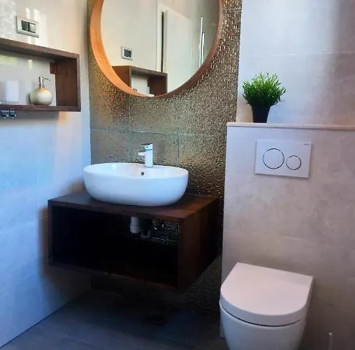 Symphony Veranda: Modern, New Appartamento Spalato